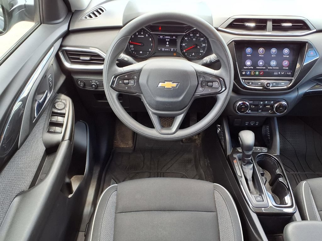 Used 2021 Chevrolet TrailBlazer LT w/ Convenience Package AWD/4WD image 17