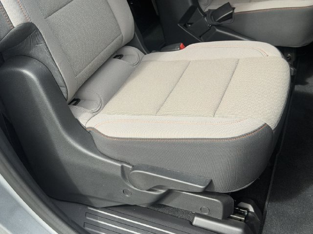 Used 2026 Chevrolet Traverse LT w/ Driver Confidence Package FWD image 21