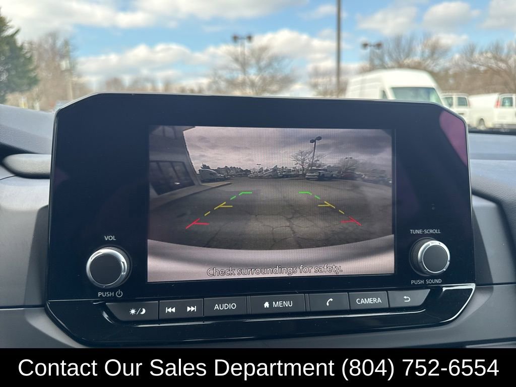 Used 2025 Nissan Pathfinder S image 20