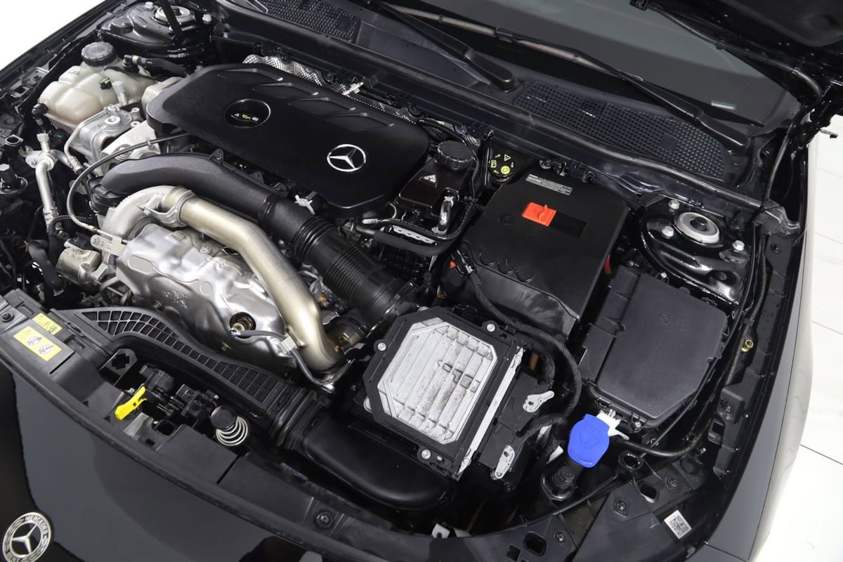 Used 2025 Mercedes-Benz CLA 250 4MATIC image 23