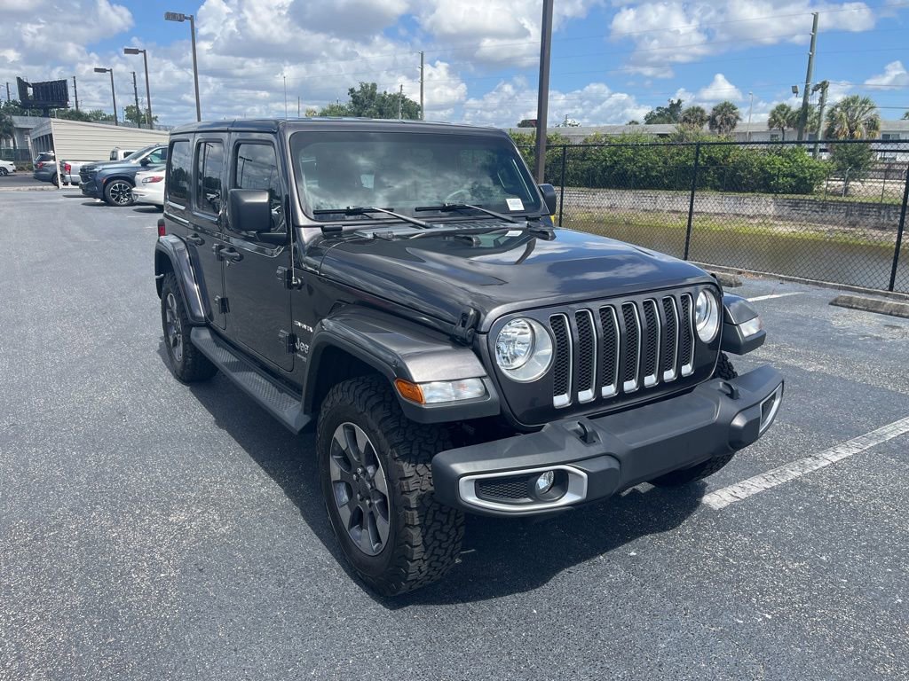 Used 2018 Jeep Wrangler Unlimited Sahara AWD/4WD image 8