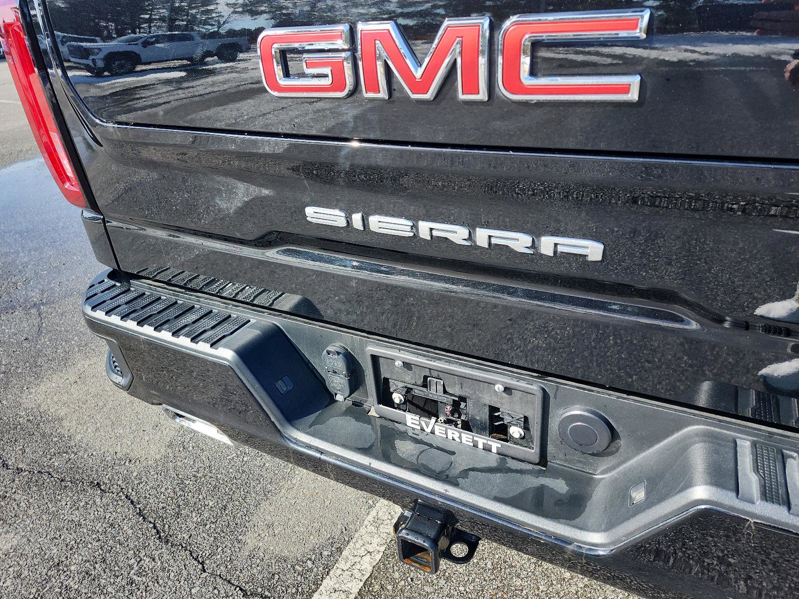 Certified 2021 GMC Sierra 1500 AT4 w/ AT4 Preferred Package image 4