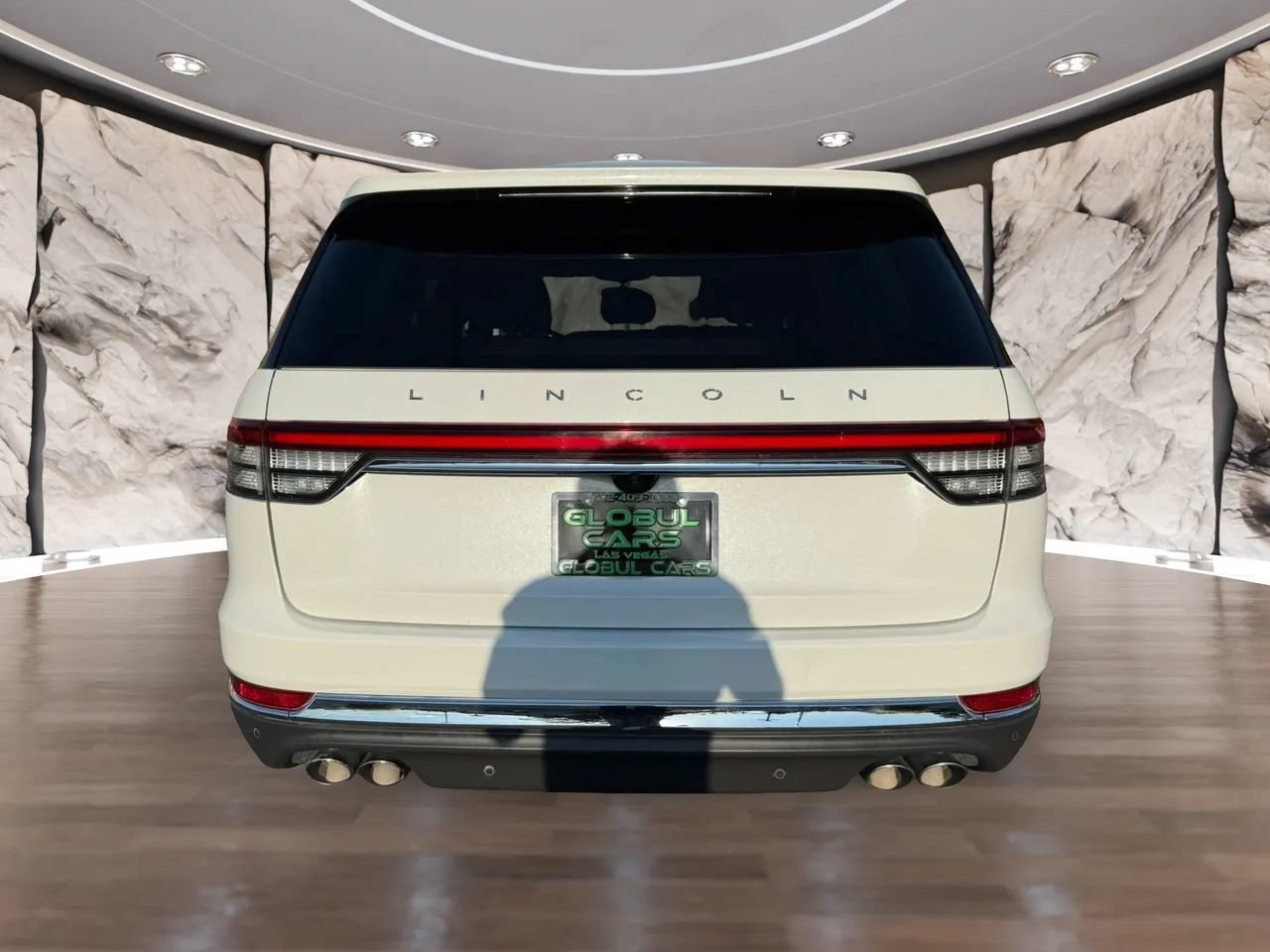 Used 2021 Lincoln Aviator Reserve w/ Elements Package Plus RWD image 6