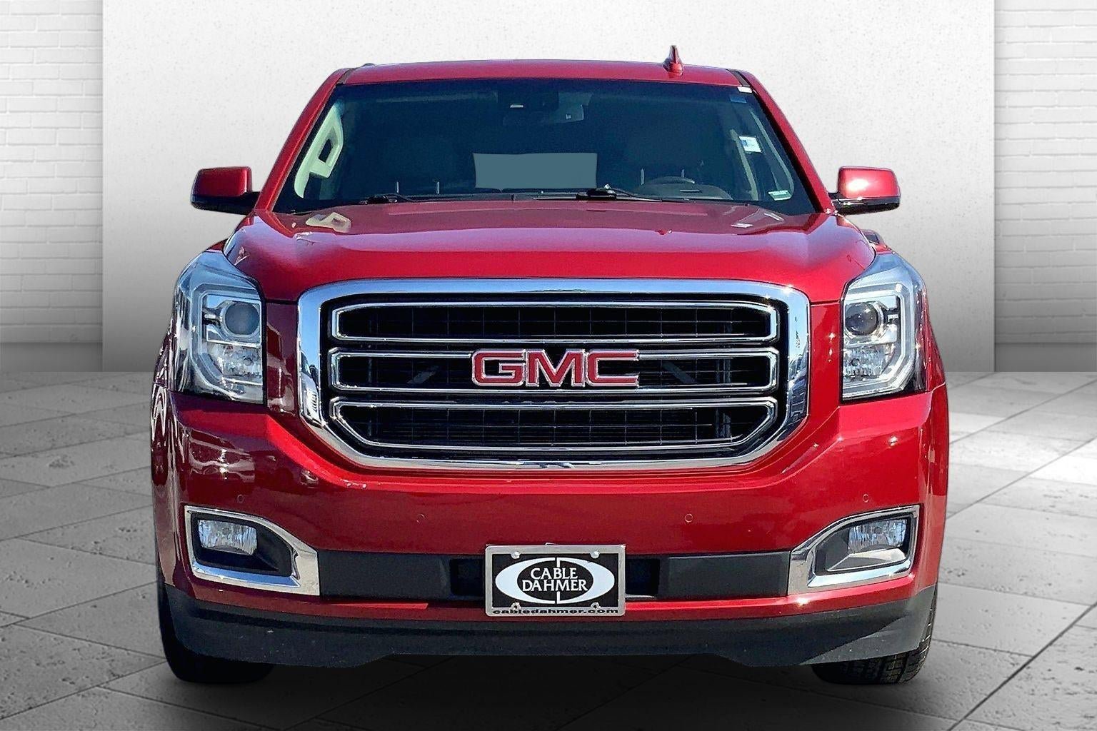 Used 2015 GMC Yukon XL SLT w/ Open Road Package AWD/4WD image 2