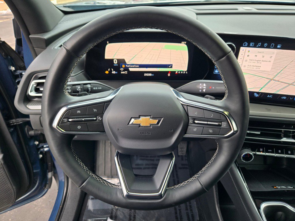 Certified 2025 Chevrolet Traverse LT image 31