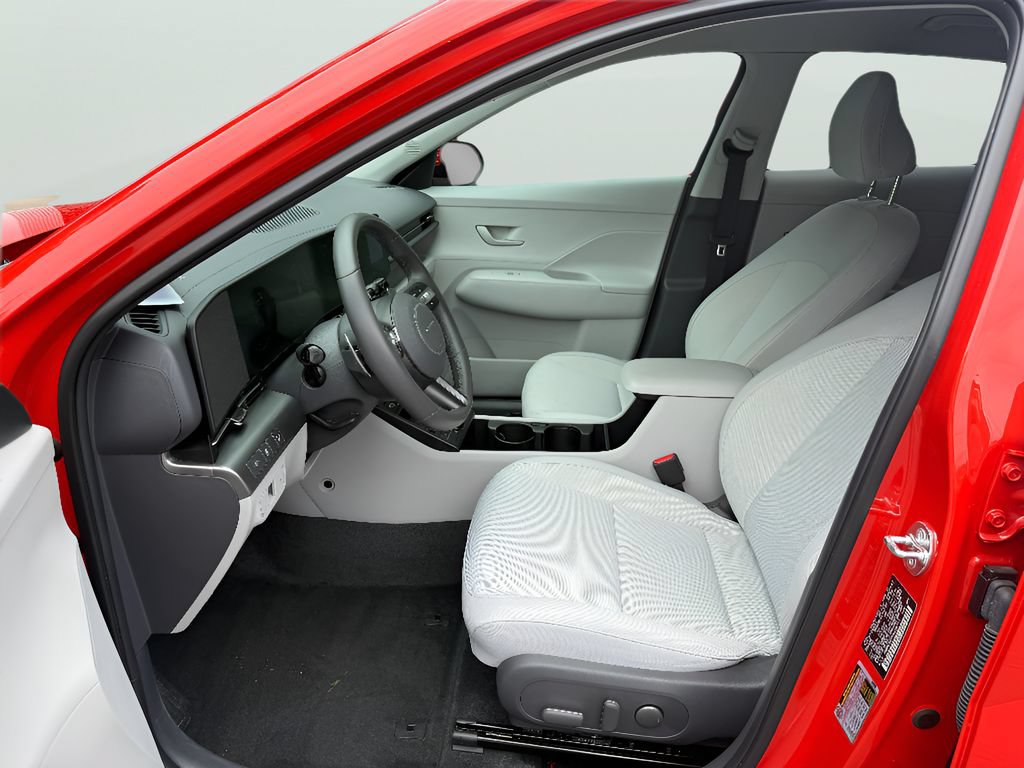 Used 2025 Hyundai Kona SEL FWD image 13