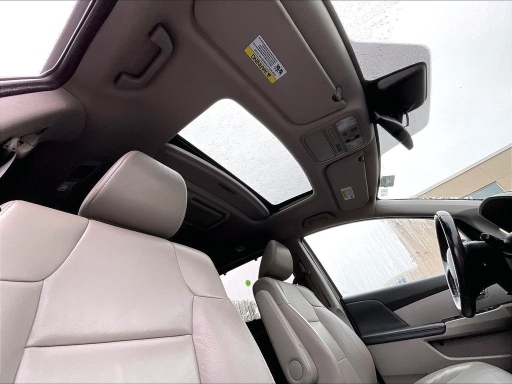 Used 2015 Honda Odyssey EX-L image 23