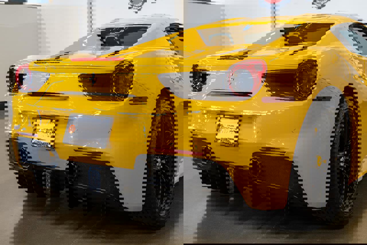 Used 2018 Ferrari 488 Spider image 13