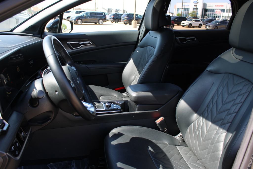 Used 2023 Kia Sportage X-Line w/ X-Line Premium Package image 6