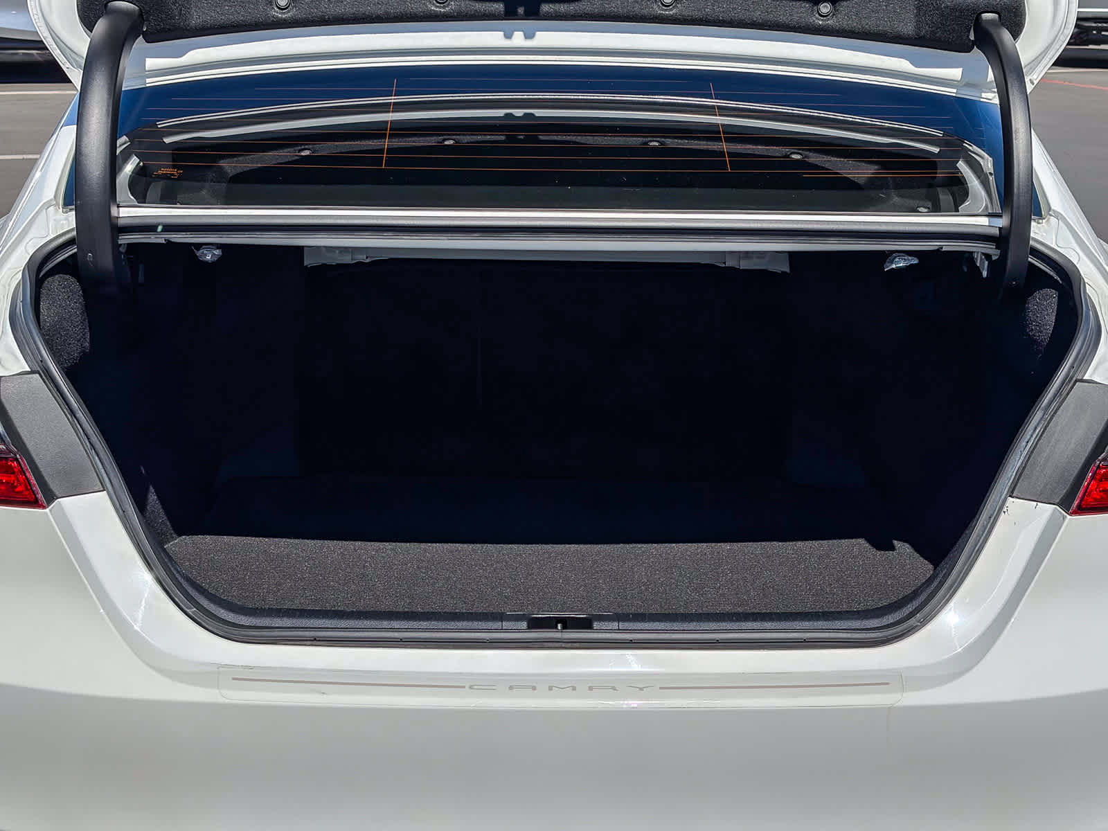 Used 2023 Toyota Camry LE w/ Protection Package (Q2) (TMS) image 25