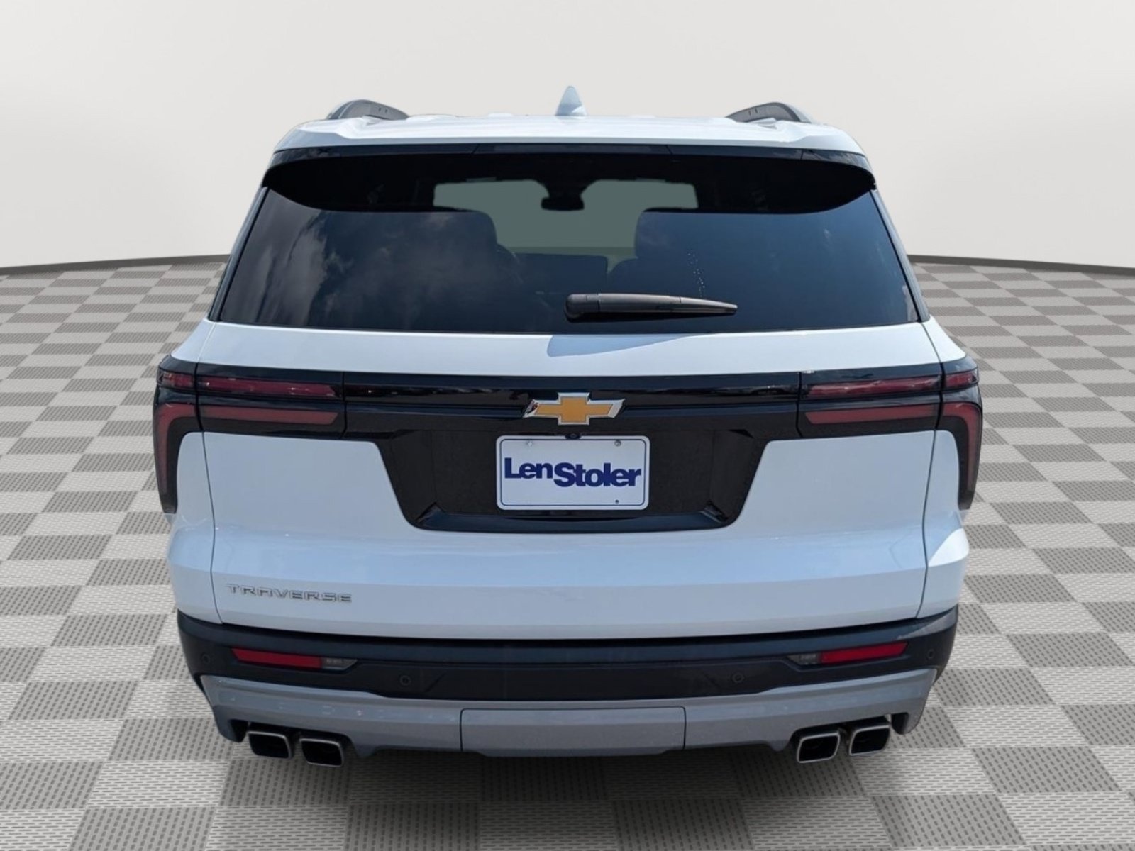 Used 2025 Chevrolet Traverse LT FWD image 4
