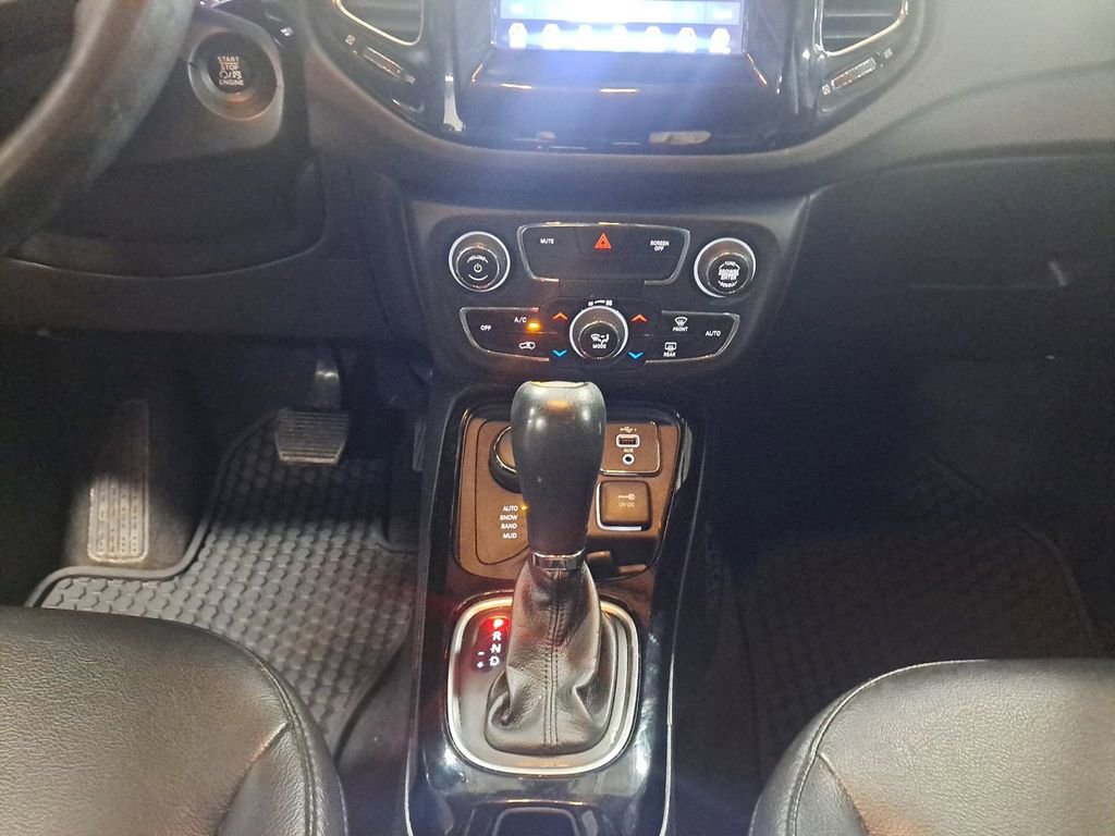 Used 2019 Jeep Compass Altitude image 11