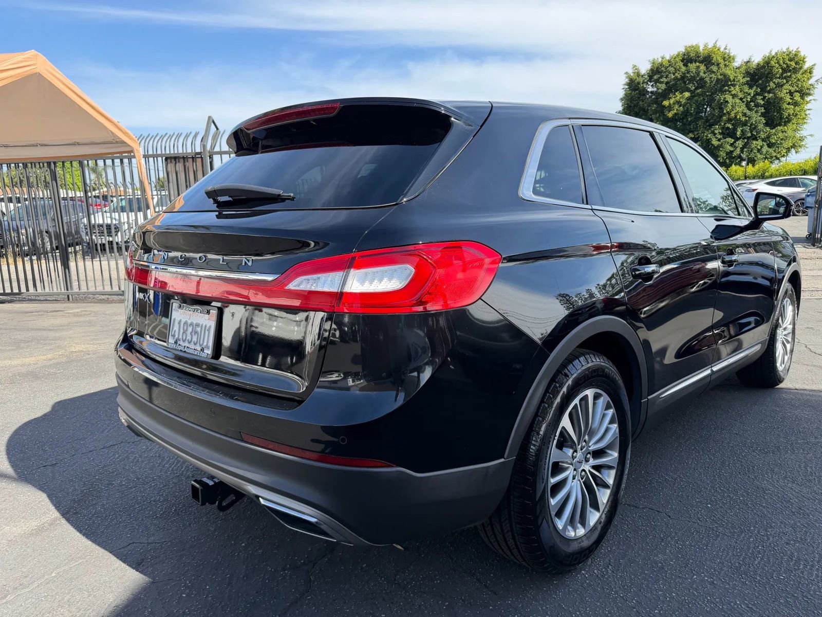 Used 2016 Lincoln MKX Select FWD image 19