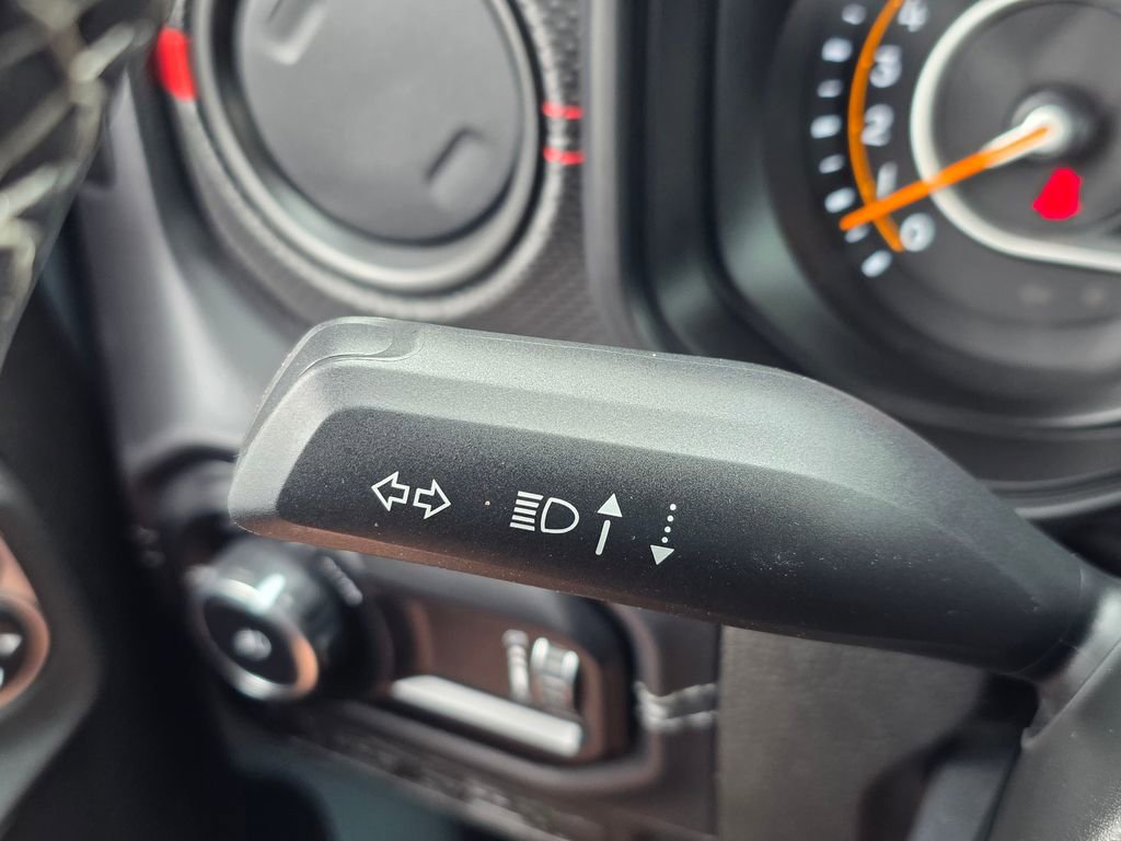 Used 2025 Jeep Wrangler Rubicon image 41