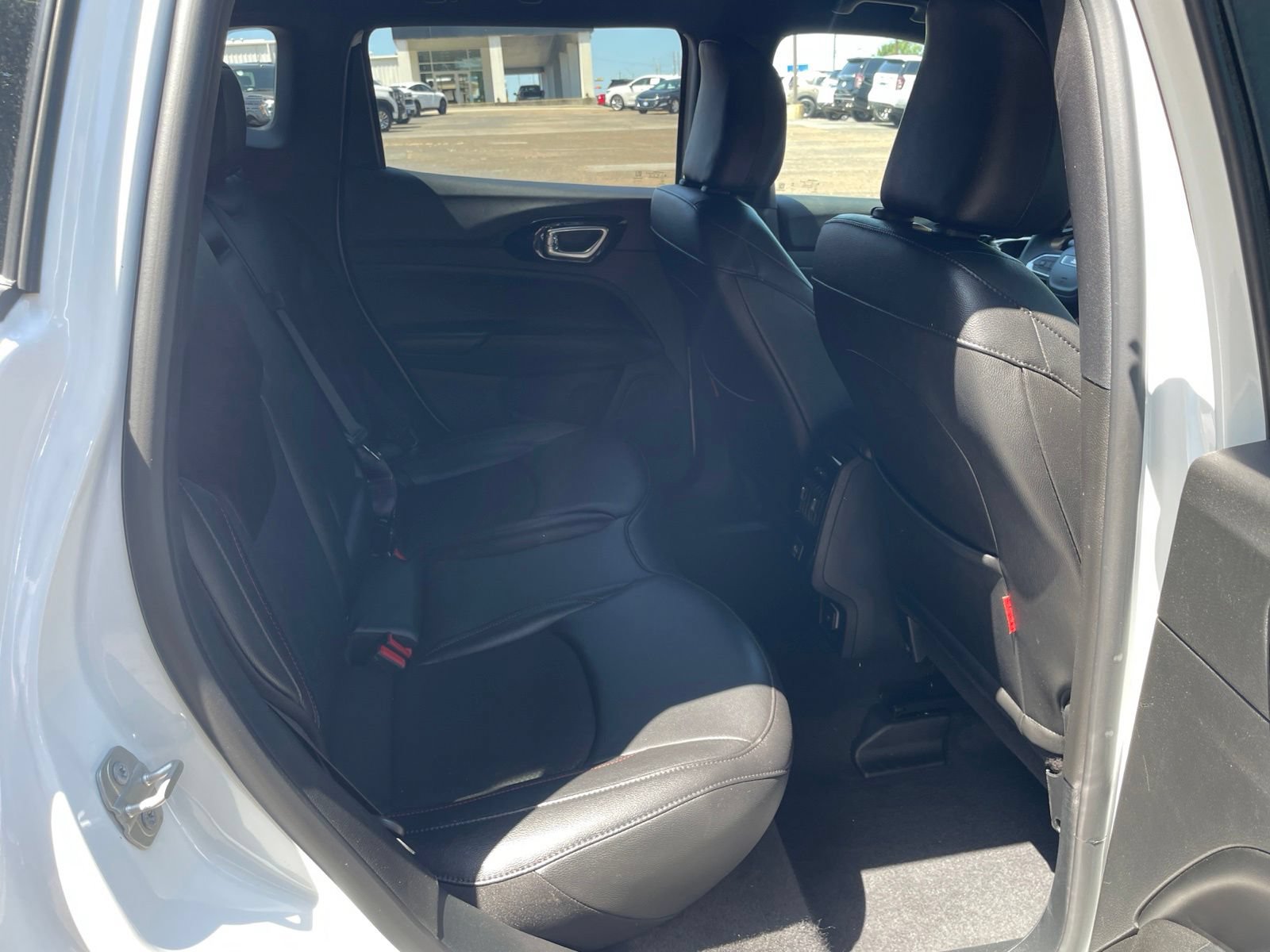 Used 2024 Jeep Compass Trailhawk AWD/4WD image 33