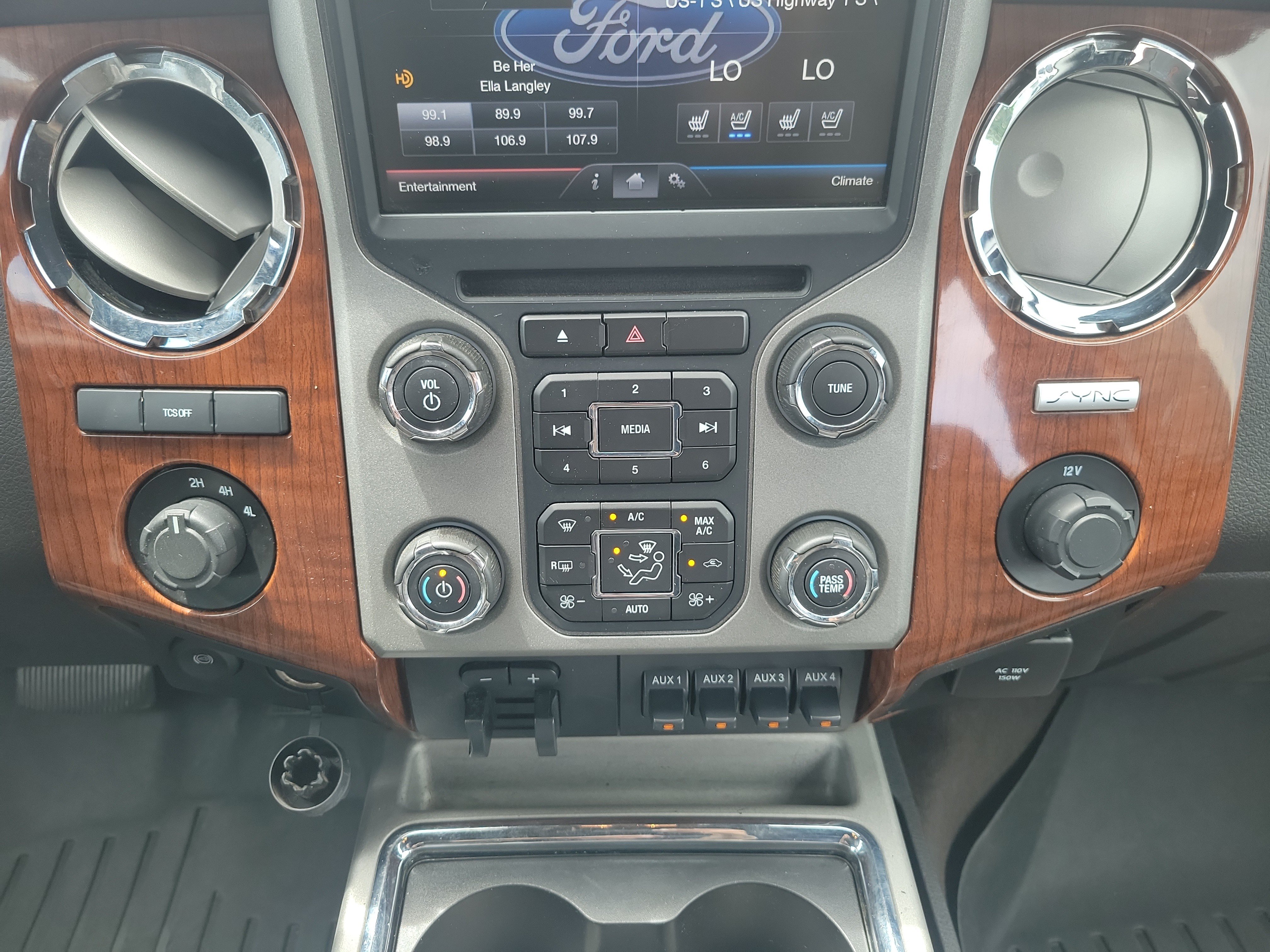 Used 2015 Ford F350 King Ranch w/ FX4 Off-Road Package AWD/4WD image 15