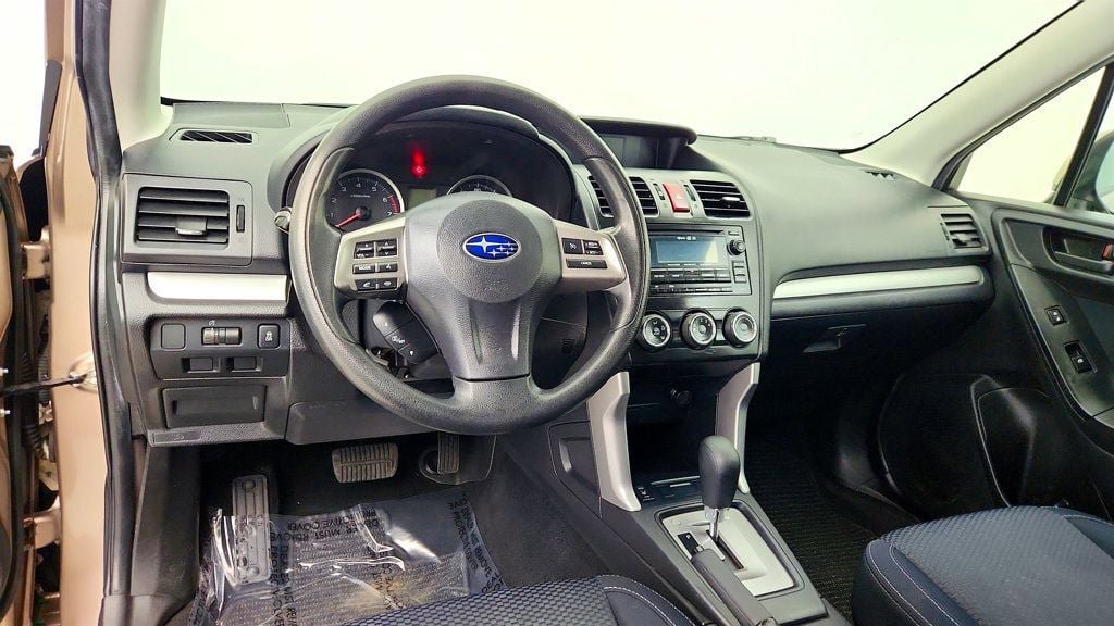 Used 2015 Subaru Forester 2.5i Premium w/ All-Weather Package image 12