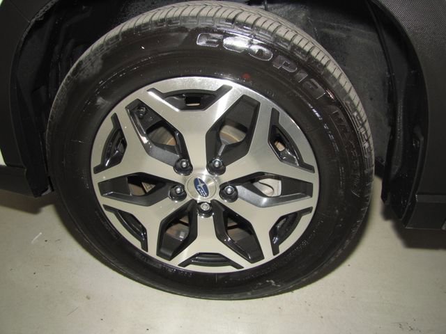 Used 2024 Subaru Forester Premium image 27