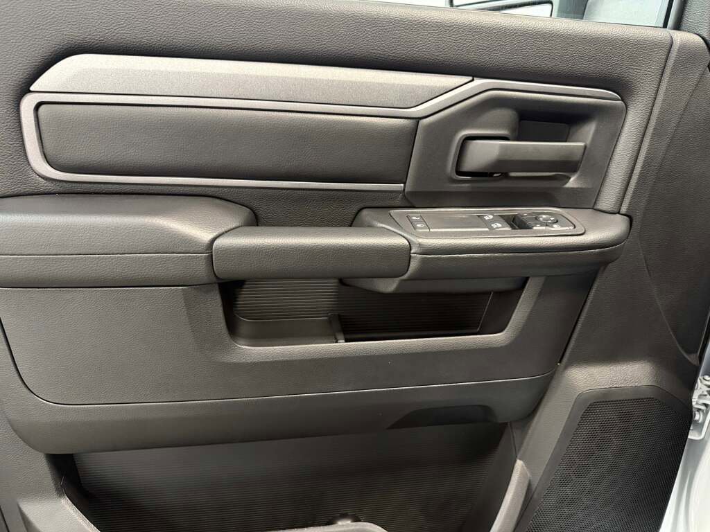 New 2026 RAM 2500 Tradesman image 24