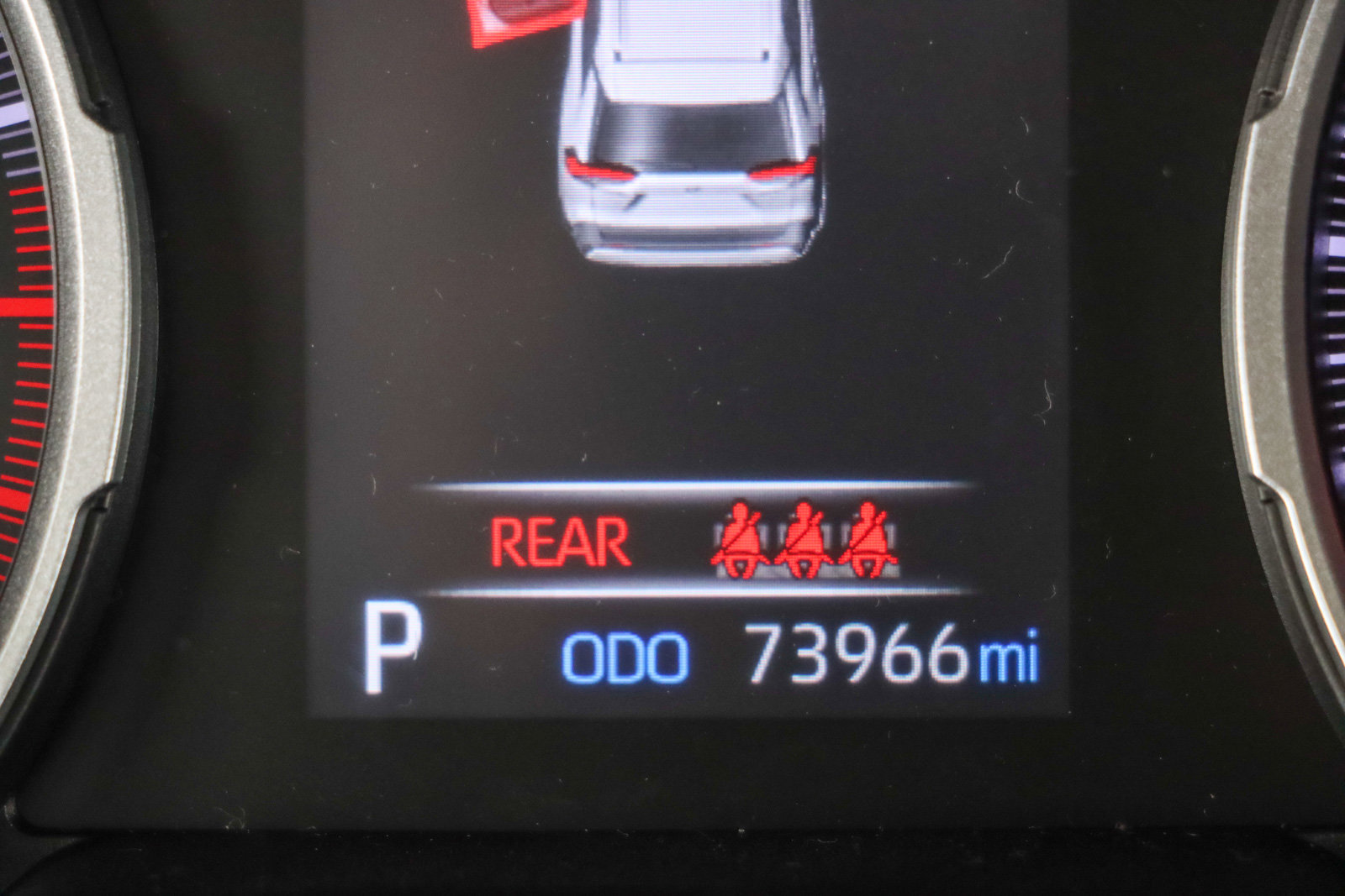 Used 2020 Toyota RAV4 LE FWD image 16