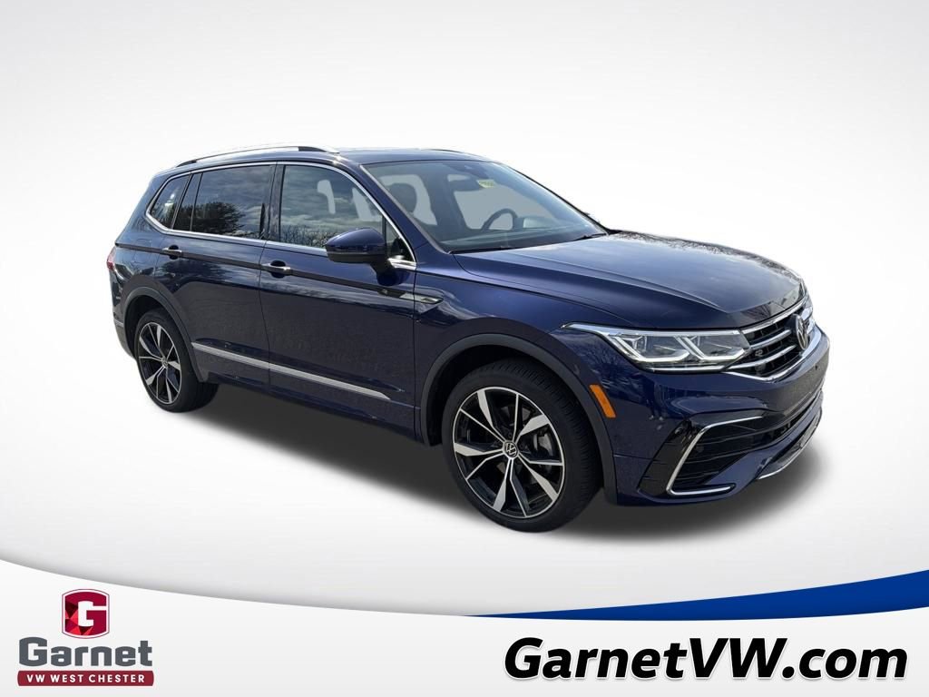 Certified 2023 Volkswagen Tiguan SEL R-Line image 8