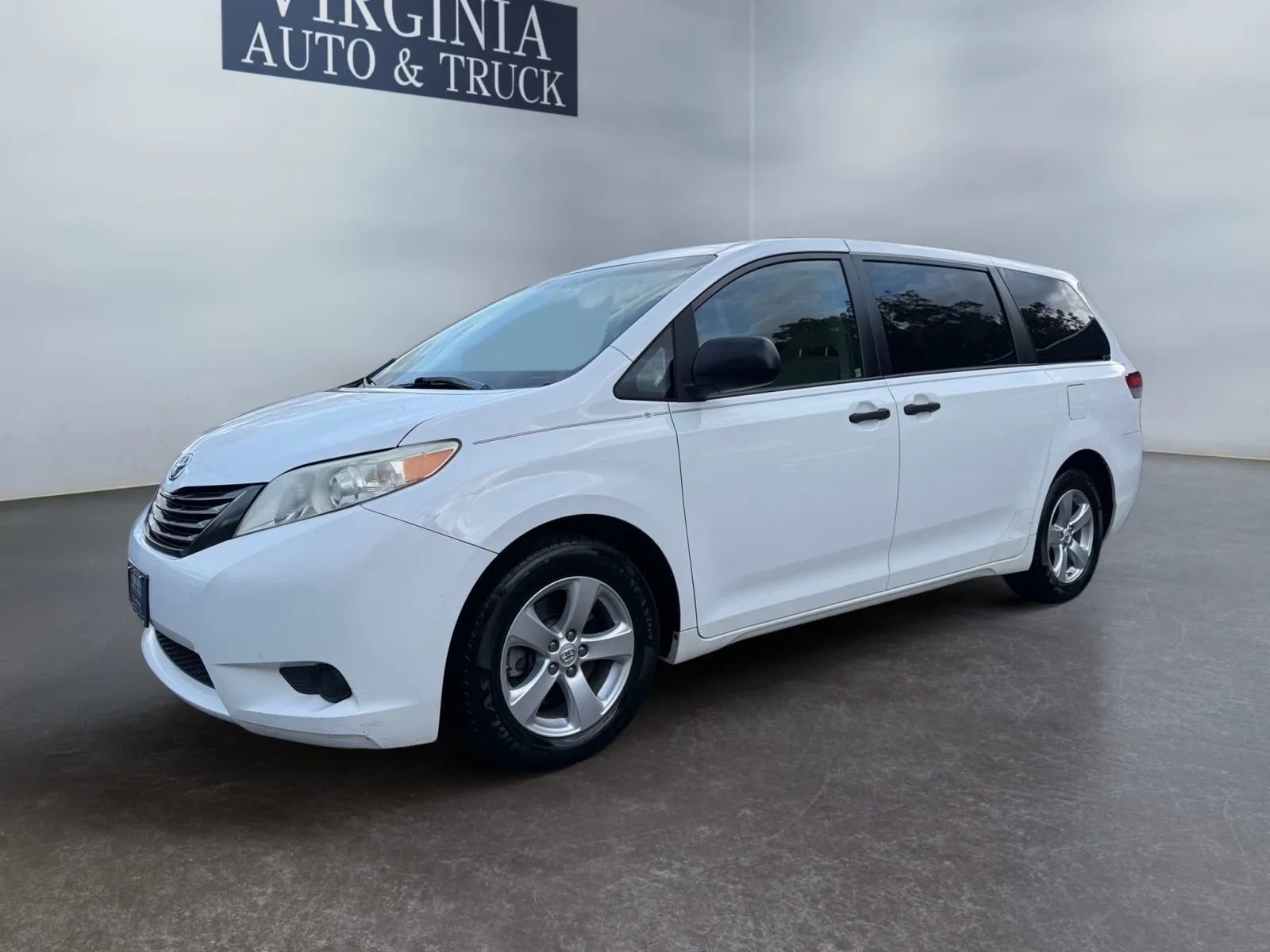 Used 2014 Toyota Sienna L