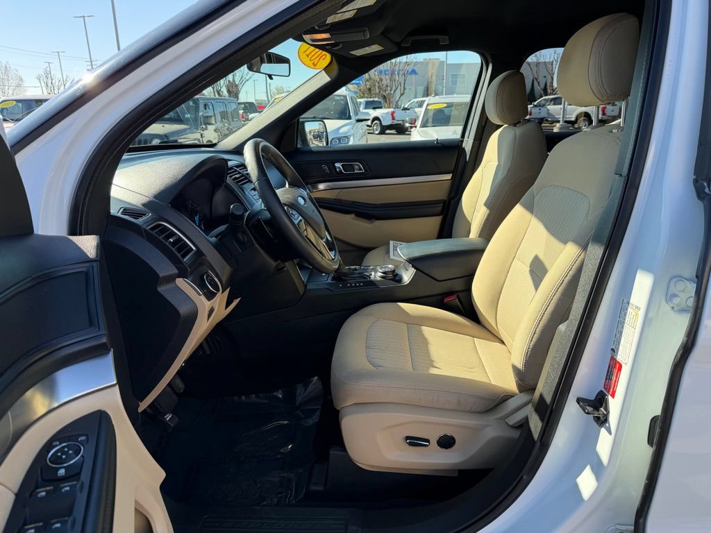 Used 2017 Ford Explorer 4WD image 10
