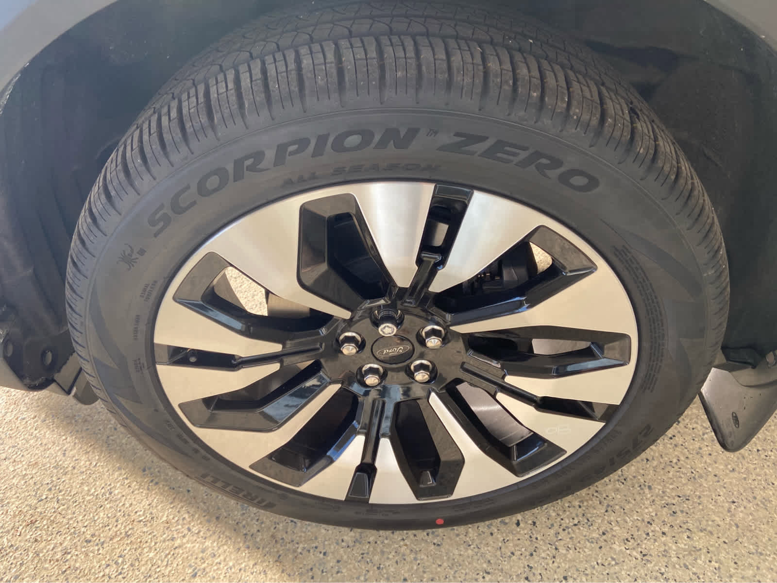 New 2026 Ford Explorer Platinum w/ LUX Leather Package image 11