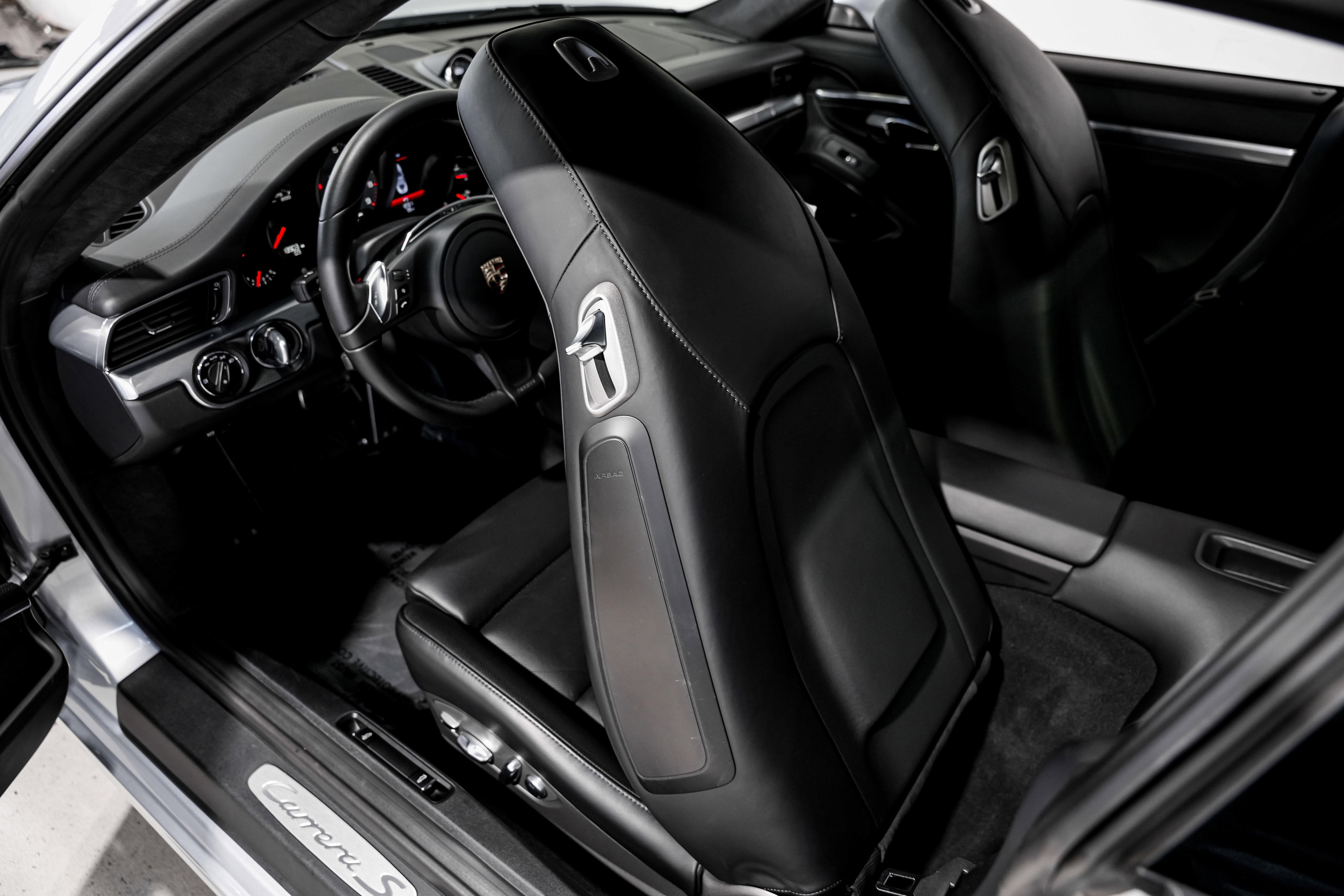 Used 2014 Porsche 911 Carrera S RWD image 21