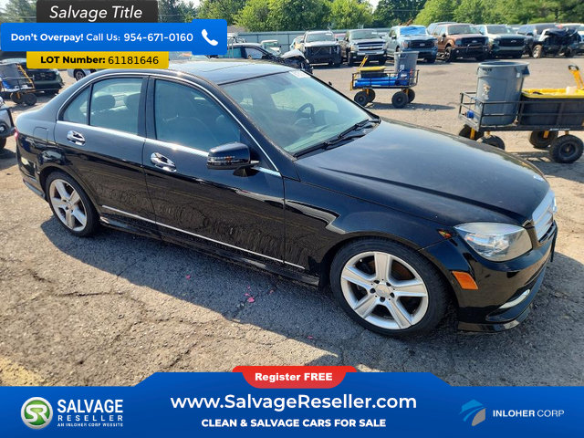 Used 2011 Mercedes-Benz C 300 4MATIC Sedan image 5