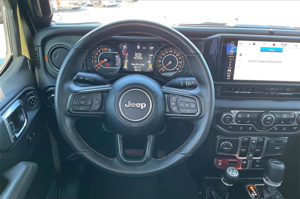 Used 2025 Jeep Gladiator Mojave image 8