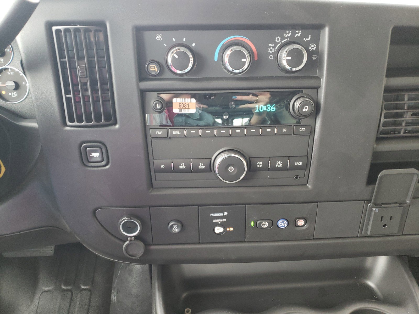 New 2023 Chevrolet Express 2500 w/ Driver Convenience Package image 15