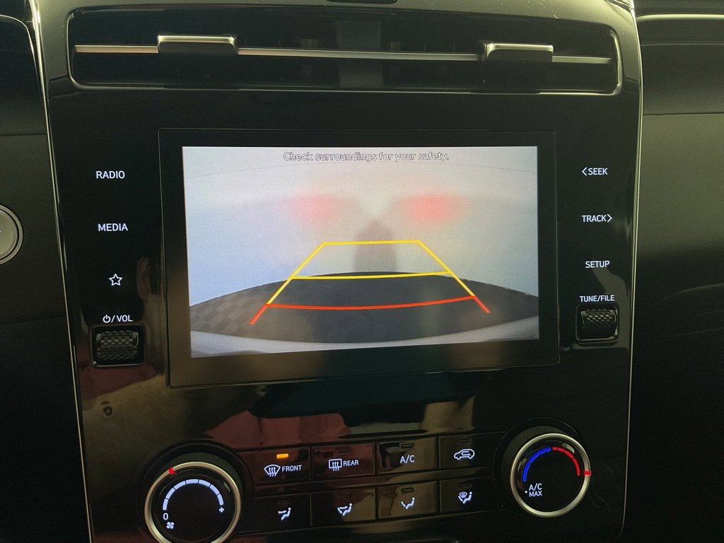 Used 2023 Hyundai Tucson SEL image 2