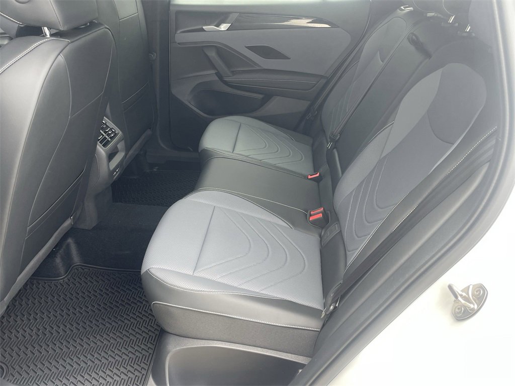 New 2025 Volkswagen Tiguan SE R-Line image 25