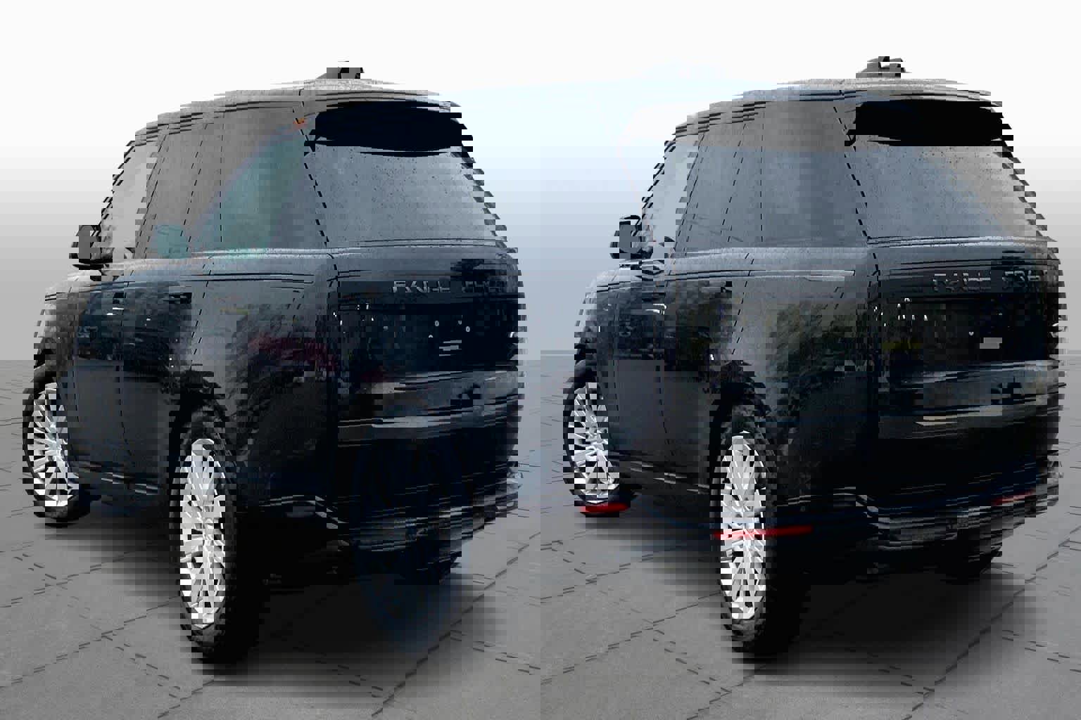 Used 2023 Land Rover Range Rover SE image 11