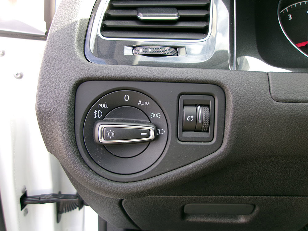 Used 2019 Volkswagen Golf Alltrack S image 21