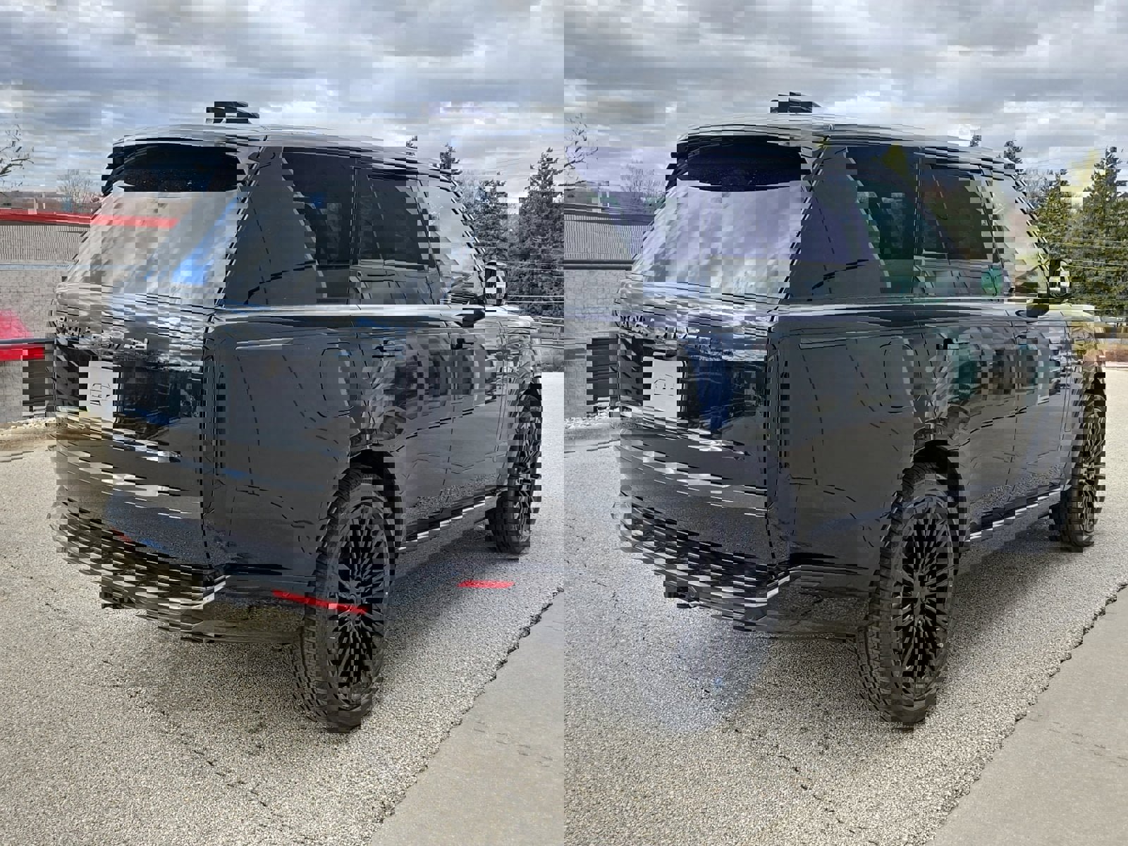 New 2026 Land Rover Range Rover SE image 5