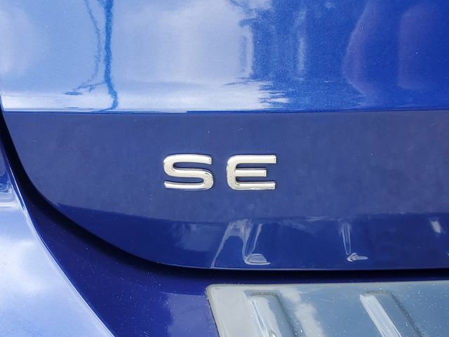 Certified 2023 Volkswagen Taos SE w/ Panoramic Sunroof Package FWD image 7