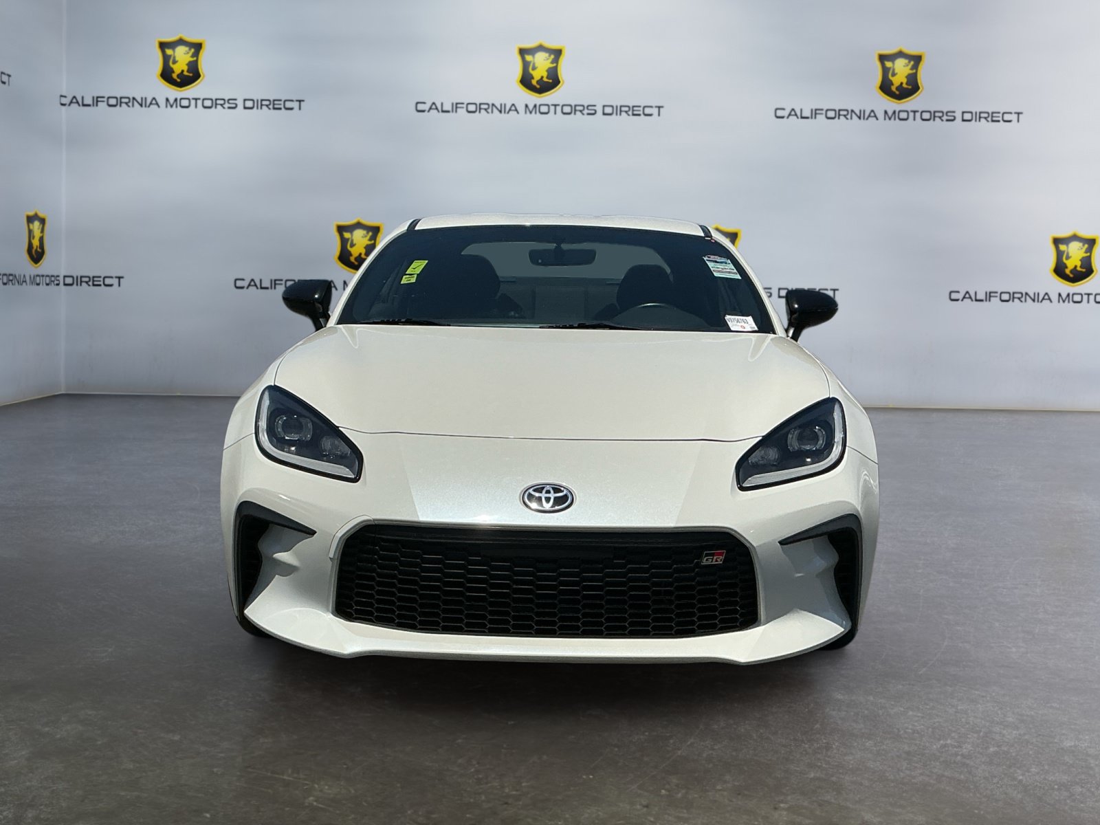 Used 2022 Toyota GR86 w/ ALL Weather Mat Package (TMS) RWD image 2