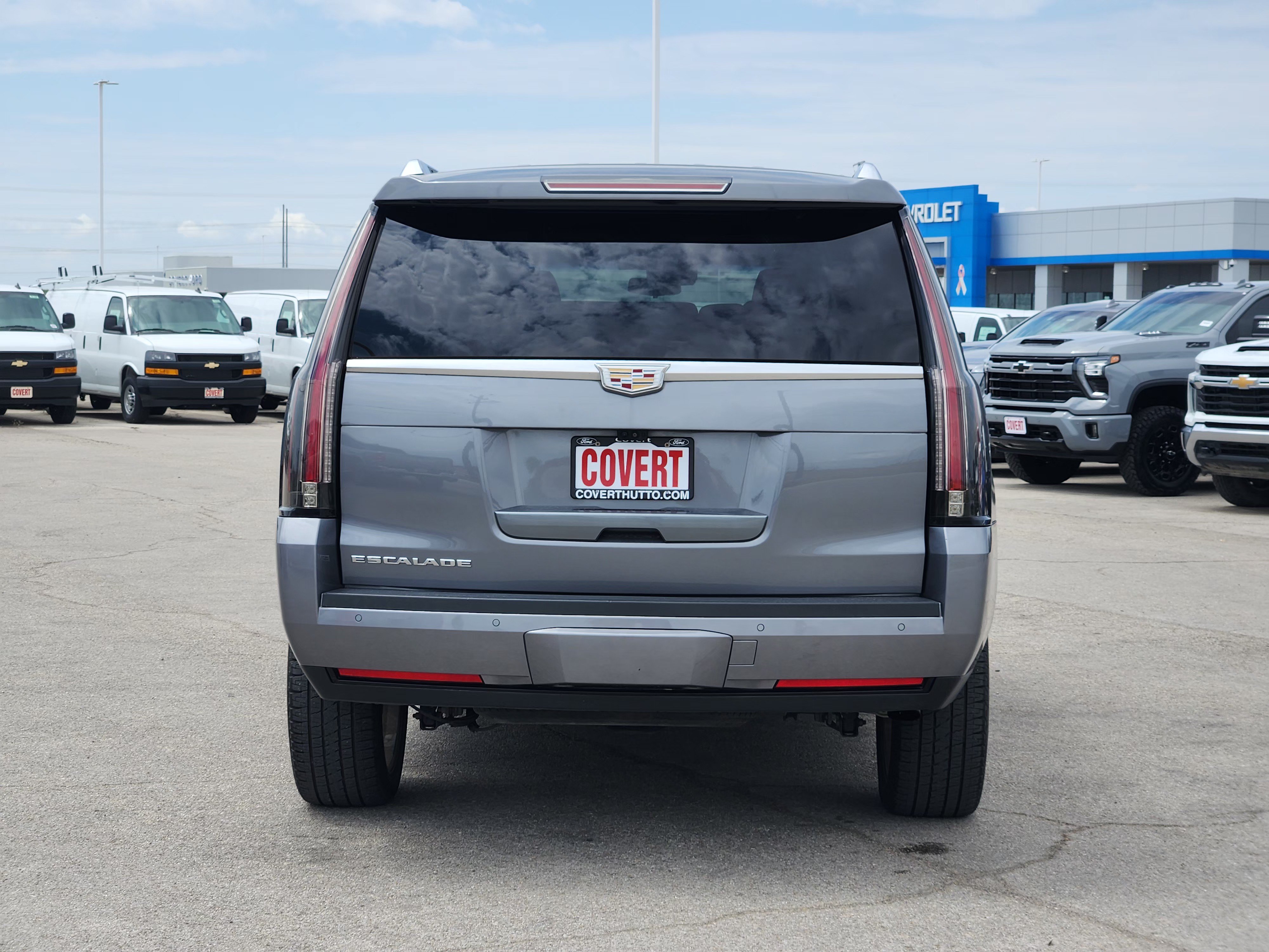 Used 2019 Cadillac Escalade Luxury RWD image 6