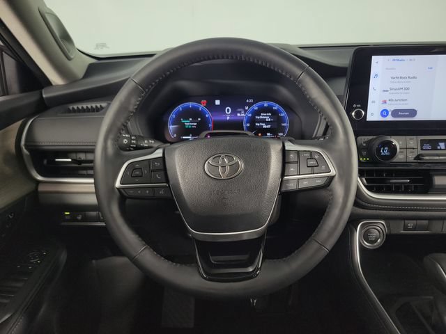 Used 2026 Toyota Grand Highlander AWD image 19