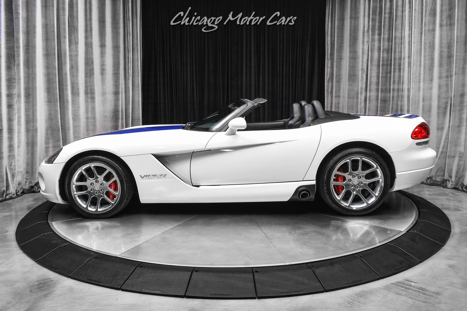 Used 2005 Dodge Viper SRT-10 image 28