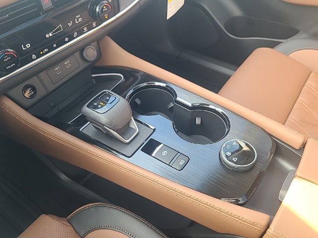 New 2026 Nissan Rogue Platinum AWD/4WD image 22