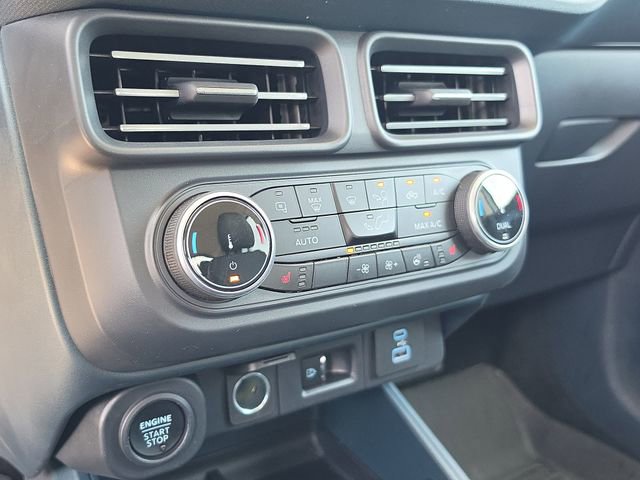 Used 2024 Ford Maverick Lariat w/ Black Appearance Package FWD image 26