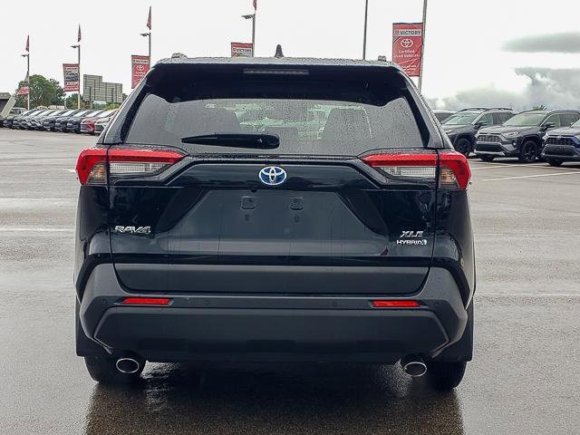 Used 2019 Toyota RAV4 XLE image 6