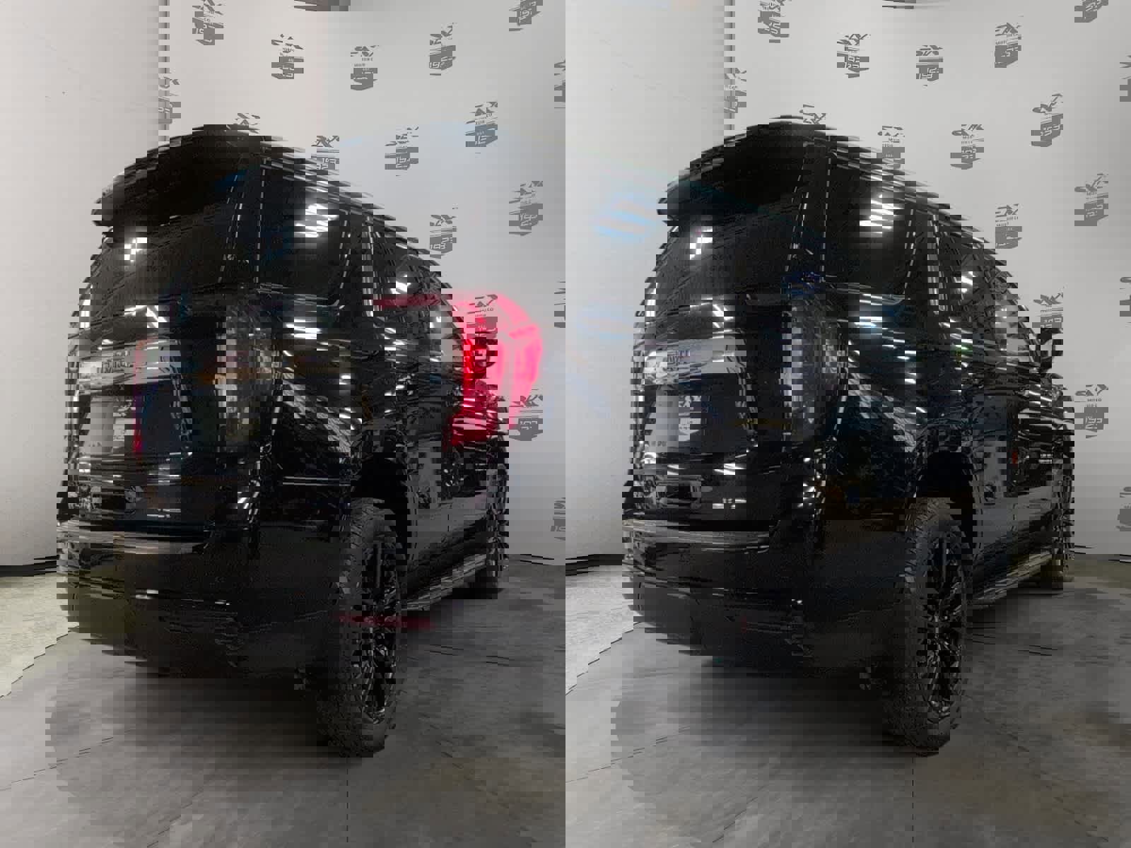 Used 2023 GMC Yukon SLE image 5