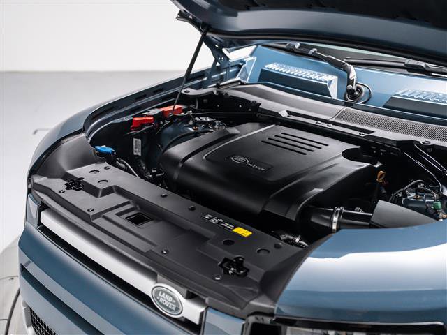 Used 2025 Land Rover Defender 110 S image 10