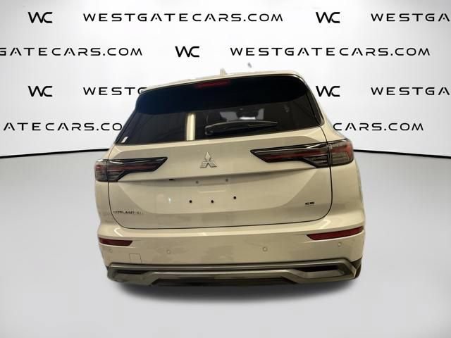 Used 2026 Mitsubishi Outlander LE FWD image 10