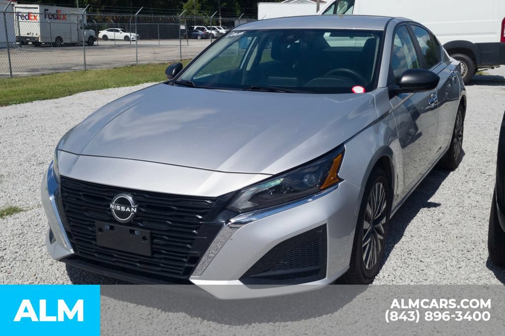 Used 2024 Nissan Altima 2.5 SV FWD image 22