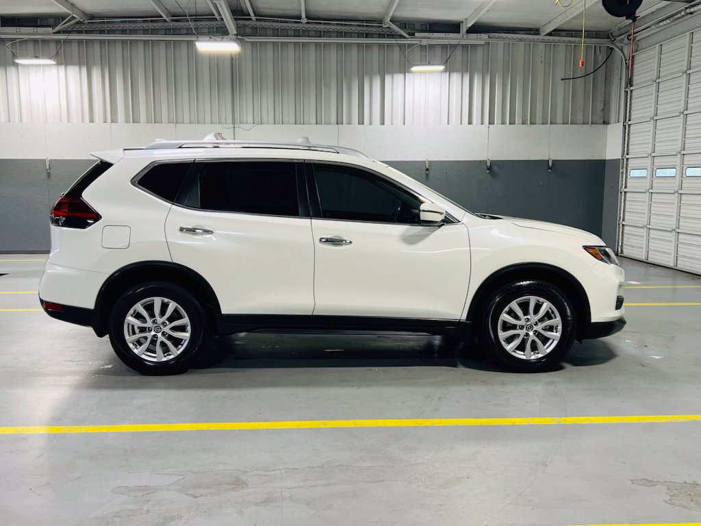 Used 2020 Nissan Rogue SV AWD/4WD image 18